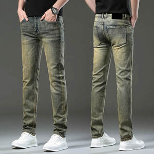 Jeans en denim pour homme de qualité supérieure, dotés d'un design classique à cinq poches pour un look urbain décontracté, élégant et confortable. - Product Image 3