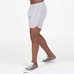 Shorts en maille pour homme avec logo personnalisé, vêtements de fitness d'été de haute qualité, séchage rapide, double couche, polyester tricoté - Product Image 3