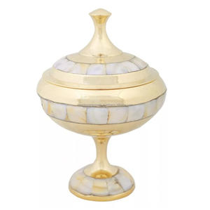 Incensario de Latón Tradicional para Iglesia Cristiana con Tapa de Cruz y Adornos de Concha - Product Image 6