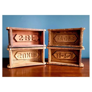 Cesta de Frutas Decorativa de Madera Rústica Clásica, Molde de Ladrillo de Madera Premium, Bandeja Organizadora para Encimera de Cocina, Adorno para el Hogar - Product Image 1
