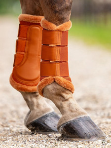 Protège-tendons de cheval en caoutchouc éponge Tan respirants pour l'extérieur SP-70849 – Protection et soutien des jambes - Product Image 4