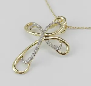 Colgante de cruz para mujer con diamante simulado de corte redondo de 1 quilate en chapado en oro amarillo de 14k - Product Image 1