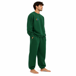 Traje de lana extragrande para hombre, confeccionado con tela de lana gruesa, corte holgado y cómodo, tacto suave y calor acogedor para estar en casa o viajar. - Product Image 1