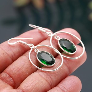 Pendientes de diopsido de plata de ley 925 con piedras preciosas naturales, joyería hecha a mano para mujer, venta al por mayor - Product Image 3