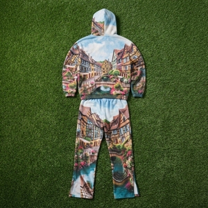 Ensemble de survêtement pour homme avec veste zippée à imprimé scénique et pantalon large assorti, bleu et marron, streetwear, design personnalisé - Product Image 5