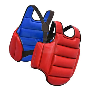 Protège-poitrine professionnel en cuir antidérapant et respirant pour la boxe, le karaté, le taekwondo, le jiu-jitsu et le kimono - Product Image 1