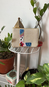 Stylish <b>Beaded</b> Pearl Clutch Purse With Decorative Textile Applique Secure Zipper Closure Compact Women <b>Handbag</b> For Everyday Use - Product Image 2