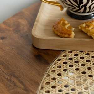 Table basse Vandana Aston Nova en bois de manguier et cannage - Product Image 6