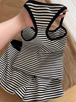 Ensemble deux pièces rayé noir et blanc pour femme, débardeur découpé et short à cordon, tenue décontractée sportive et de détente, vente en gros personnalisée