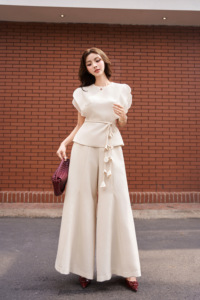 กางเกงขายาวทรงหลวมเอวสูง ขากว้าง ทรงสวยทันสมัยสำหรับผู้หญิง ODM OEM รุ่น MARINA ป้องกันรอยยับ ซิปหน้า สวมใส่สบาย - Product Image 3