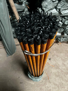 ด้ามไม้กวาดรุ่นใหม่ล่าสุดจากโรงงาน สำหรับด้ามไม้กวาด ด้ามไม้ถูพื้น อุปกรณ์ทำความสะอาด พร้อมลายไม้เคลือบ PVC - Product Image 3