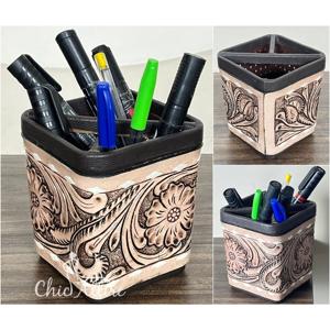 Support de bureau rond en cuir véritable fait main, gravé à la main, pour stylos et crayons, style occidental, pour la vente en gros - Product Image 1