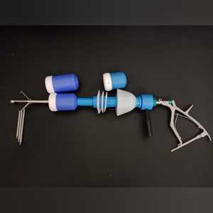 Manipulador Uterino Mangeshkar de GyneBio, Instrumentos Laparoscópicos, Copa de Colposomía, Manipulador Uterino Mangeshkar con Mango de Trinquete - Product Image 1