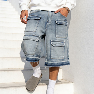 Shorts en jean cargo multi-poches respirants pour homme avec logo personnalisé, coupe ample, délavé bleu clair, style streetwear estival - Product Image 2