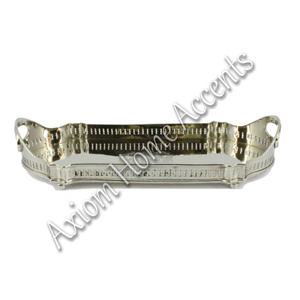 Axiom Home Accents Bandeja de latón moderna para mesa de fiesta de Navidad Bandeja de servicio de metal con acabado brillante - Product Image 5