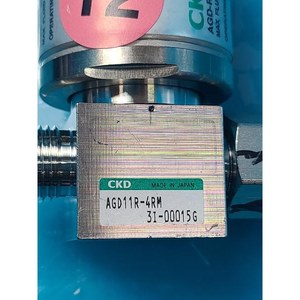 Interruptor de Presión Digital CKD 31-00015G, Usado, Piezas de Equipos Semiconductores Legacy - Product Image 1