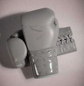 Gants de boxe professionnels personnalisés Fly, à doigts entiers, légers, respirants, à fermeture à lacets, en cuir, pour adultes, OEM - Product Image 5