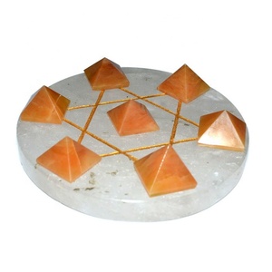 Pirámide de cuarzo dorado con cristal de cuarzo, 7 unidades, David Star Base: pentagrama, herramientas curativas - Product Image 1