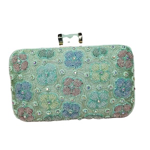 กระเป๋าคลัทช์แฟนซีสำหรับงานแต่งงานของผู้หญิงและเด็กผู้หญิงกระเป๋างานราตรีปักลายดอกไม้งานฝีมือสุดหรู - Product Image 1
