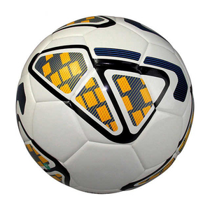 Balón de Fútbol Profesional Personalizado N.° 5 de Cuero PVC - Ligero y Ecológico para Entrenamiento de Estudiantes de Primaria y Secundaria - Product Image 5