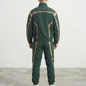 Chaqueta Deportiva Cortavientos de Nylon 100% de Ajuste Relajado, Precio de Fábrica, Alta Calidad, Diseño Color Block, Ligera, con Cierre - Product Image 3