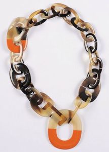 Collar de Resina Artesanal con Flores Prensadas, Colgante Oceánico Místico, Collar de Resina Celestial, Belleza Botánica - Product Image 3