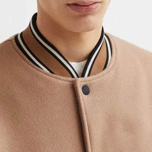 Veste universitaire classique pour homme, col montant, logo sur le devant, mélange coton/laine écologique, légère, respirante, coupe décontractée - Product Image 4
