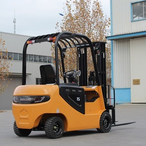 Chariot élévateur d'occasion avec des performances industrielles robustes, conçu pour un chargement, un déchargement et une manutention efficaces - Product Image 3