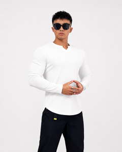 T-shirt en tricot à col en V pour homme, style automne-hiver, gris, manches longues, coupe ajustée, couleur unie, respirant, coton, logo personnalisé ODM - Product Image 2