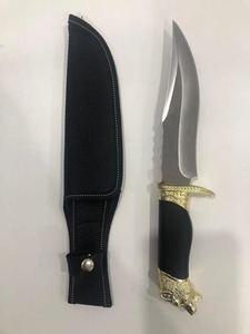 Cuchillo de Caza de Alta Calidad, Grado Industrial, Hoja de Acero Inoxidable con Punta Caída, Borde Dentado, Mango Negro con Detalles Dorados, Funda, OEM - Product Image 2