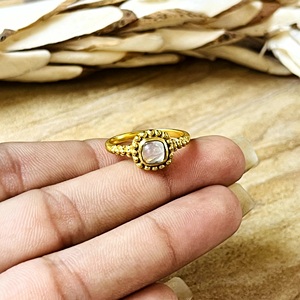 Anillo Boho de Piedra Lunar de Venta Caliente, Banda Étnica de Latón para Mujer, Chapado en Oro de 18k, Estilo Tribal Antiguo, Delicado con Cuentas, Solitario, Venta al por Mayor/OEM/ODM - Product Image 5