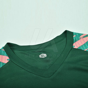 <b>Best</b> Selling <b>Men's</b> Adult Soccer Kit Breathable Polyester Fabric for Long Training and Exercise Sessions - Product Image 3