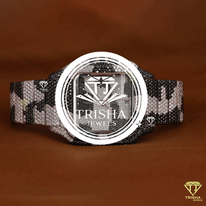 Reloj de Diamantes Moissanite con Incrustaciones en Blanco y Negro, con un Brillante Diseño de Piedras y un Estilo de Alta Gama - Product Image 1
