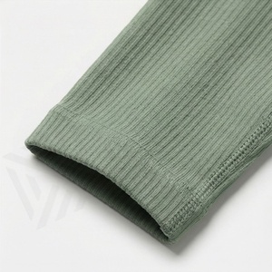 Conjunto de Yoga Personalizado para Mujer, Largo hasta la Rodilla, Tallas Grandes, con Diseño Bordado, Venta al por Mayor, Ropa Deportiva para Gimnasio y Fitness - Product Image 6