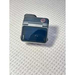 Cámara Deportiva Inst360 Ace Pro 2 8K, Paquete Estándar con Batería Única, CMOS de 1/1.3'', Doble IA, Gran Angular, Co-diseñada - Product Image 5