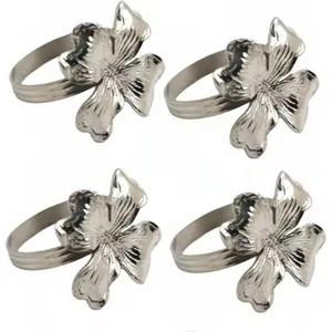 Anneau de serviette en métal de luxe pour l'agencement de table de banquet, la décoration d'événements de mariage et le style de la restauration - Product Image 4