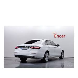 Mercedes-Benz Clase E E250 Exclusive, Modelo Marzo 2023, con 56,262 km, Caja de Cambios Automática, Asientos de Cuero, Cámara Trasera - Product Image 2