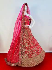 Mariage élégant indien pakistanais pour femmes Lehenga Choli Broderie lourde Travail complet Velours Long Fashion Soie pour adultes - Product Image 3