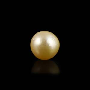 Loose Golden Pearl 3.9 Carat Luxury Gemstone for Fine Jewelry - Product Image 1