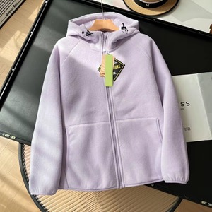เสื้อกันลมแบบวินเทจสำหรับกิจกรรมกลางแจ้ง ระบายอากาศได้ดี อุ่นสบาย ผ้าฟลีซสองด้าน ปักโลโก้ตามสั่ง ซิปยาวเต็มตัว ใส่ได้ทั้งชายและหญิง - Product Image 5