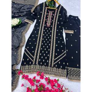 Traje de Fiesta Bordado de Diseñador con Dupatta, Ropa India y Pakistaní - Product Image 4