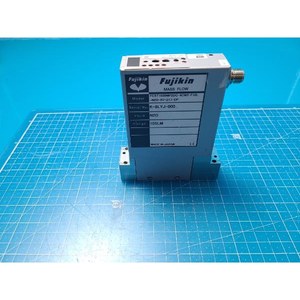 FUJIKIN FCST1030MP2DC-4CW2-F10L-N2-R6-D17-EP ตัวควบคุมการไหลของมวล ใช้แบบเดิมๆ อะไหล่อุปกรณ์เซมิคอนดักเตอร์รุ่นเก่า - Product Image 3