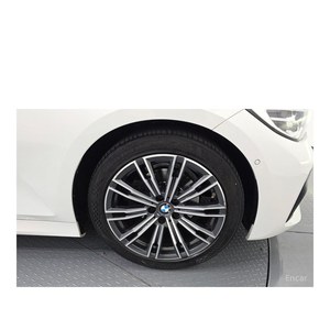 BMW Serie 3 320i M Sport 2020, Volante a la Izquierda, Caja de Cambios Automática, Asientos de Cuero, Cámara Trasera, Estándar de Emisiones Euro V, 96,482 km - Product Image 5