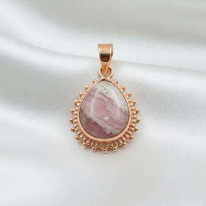 Pendentif en rhodochrosite naturelle, argent sterling 925, forme goutte d'eau, fait main, style vintage bohème, bijou en cristal de guérison, cadeau pour elle - Product Image 3