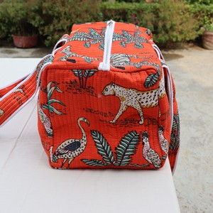 Sac de voyage matelassé orange avec imprimé zèbre et tropical, grande capacité, sac de week-end avec fermeture éclair, taille moyenne - Product Image 2