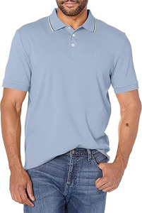 Polo clásico de manga corta con un elegante cuello de doble punta para un look refinado y atemporal. - Product Image 3