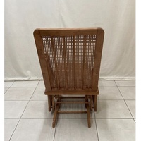 Fauteuil à bascule traditionnel antique avec ottoman en rotin PVC tressé et structure en bois massif pour salon, chambre, hôtel, salle à manger