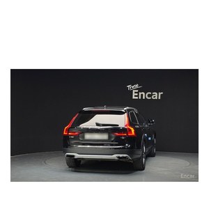 Volvo V90 T5 Pro AWD de mars 2020, 148 261 km, boîte automatique, conduite à gauche, sièges en cuir, norme d'émission Euro V, hayon arrière - Product Image 4