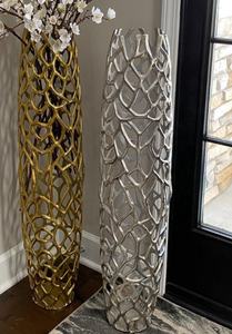 Grand vase en métal argenté en aluminium pour affichage de fleurs Technique de coulée artisanale Option cadeau parfait - Product Image 2