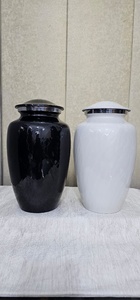 Urna Funeraria de Aluminio con Acabado Blanco Perla de Alta Calidad para Cenizas de Adultos, Hecha a Mano, Moderna, Capacidad de 220 Pulgadas Cúbicas, Personalizable - Product Image 5